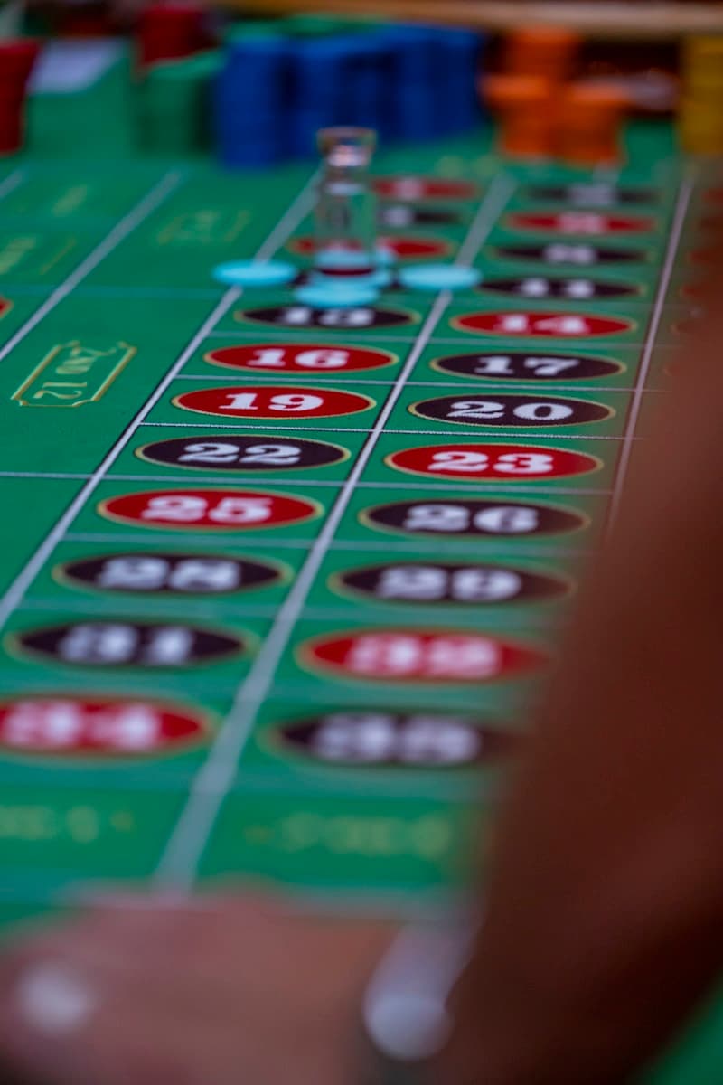 Casino night decorations and ambience